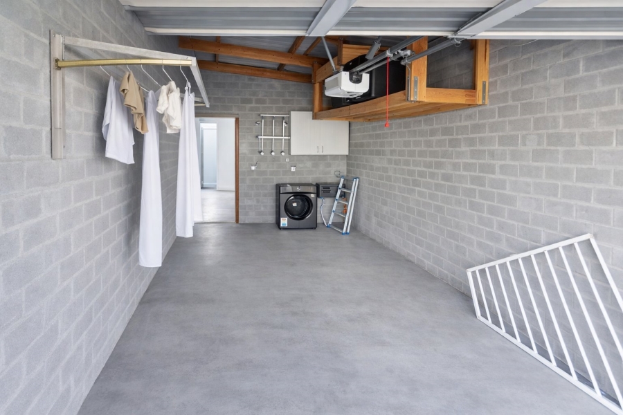 2 Bedroom Property for Sale in Burgundy Estate Western Cape